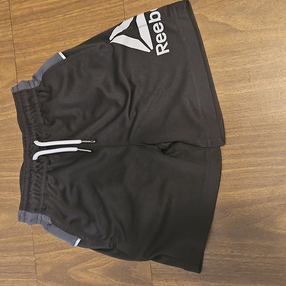 Boys Shorts 4/5 | 12 Pairs - Picture 6 of 14